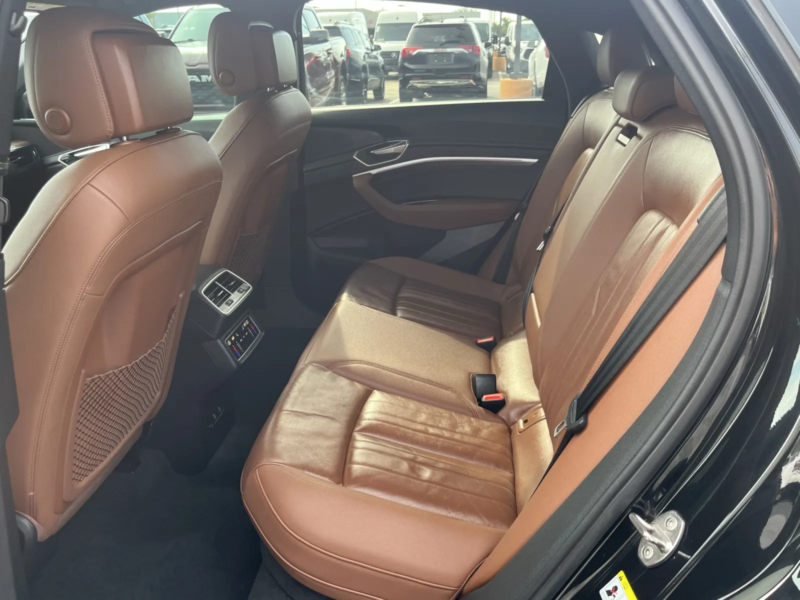 Audi e-tron Sportback photo 28