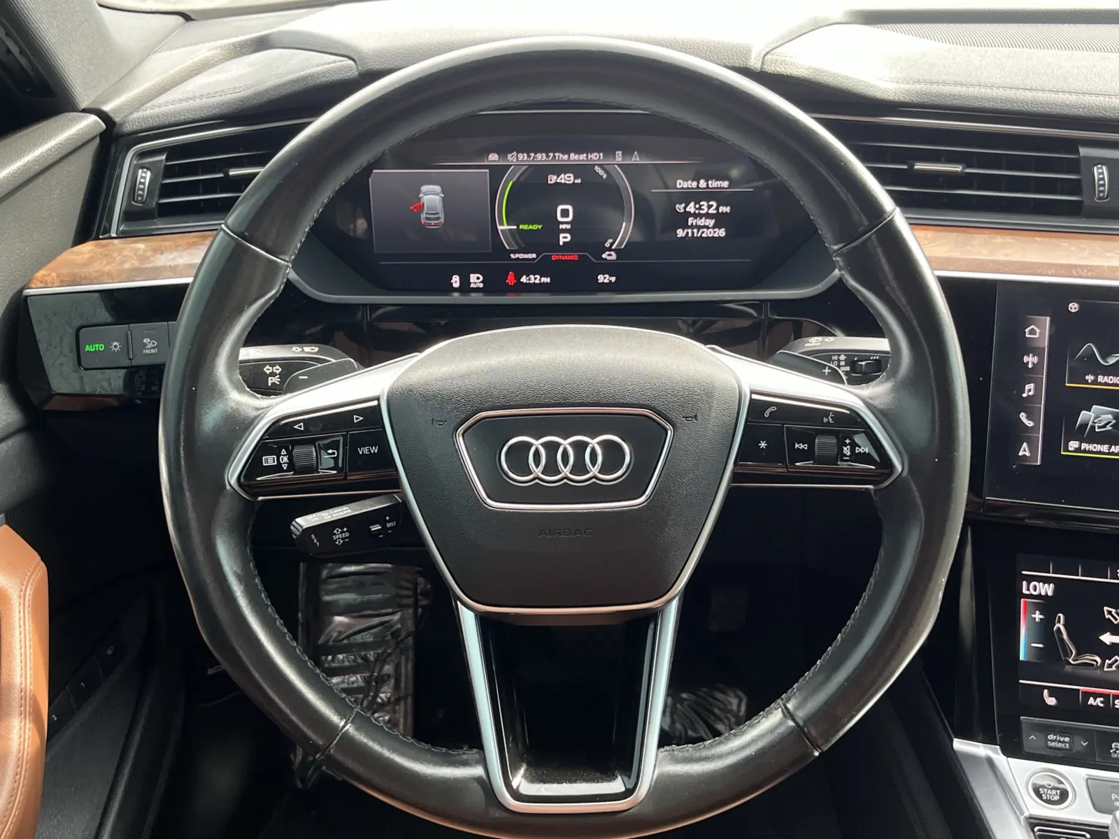 Audi e-tron Sportback photo 16