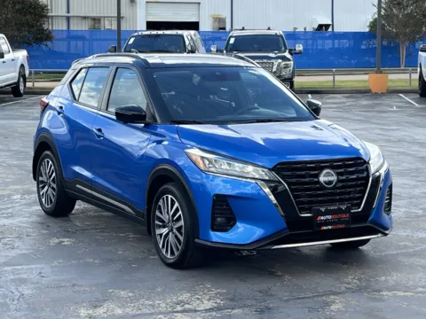 Another view of 2023 Nissan Kicks SR for sale in Alvin, TX at Auto Boutique Texas