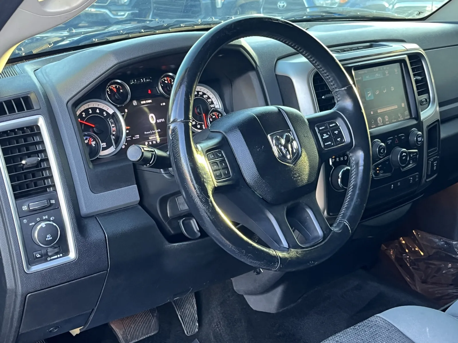 Ram 1500 photo 12