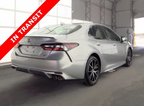 More photos of 2022 Toyota Camry SE at Auto Boutique Texas, TX