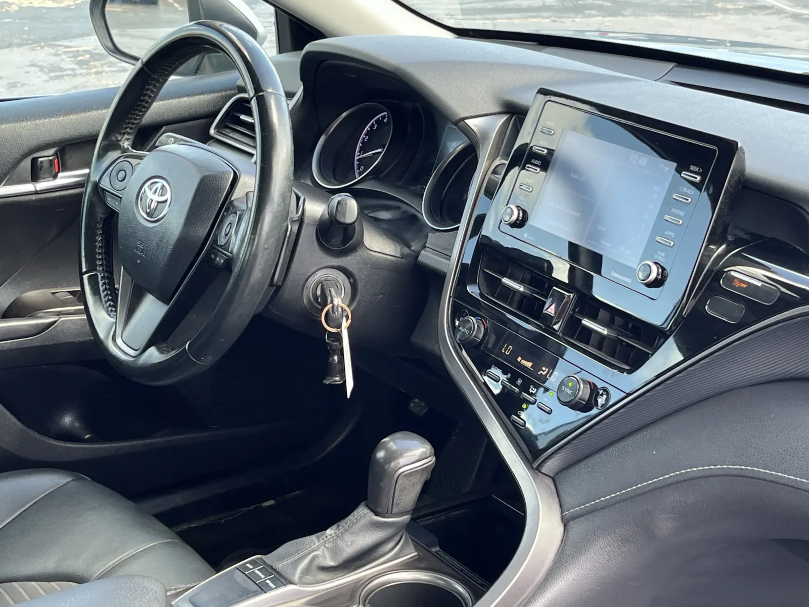 Toyota Camry photo 13