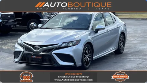 Silver 2022 Toyota Camry SE for sale in Alvin, TX