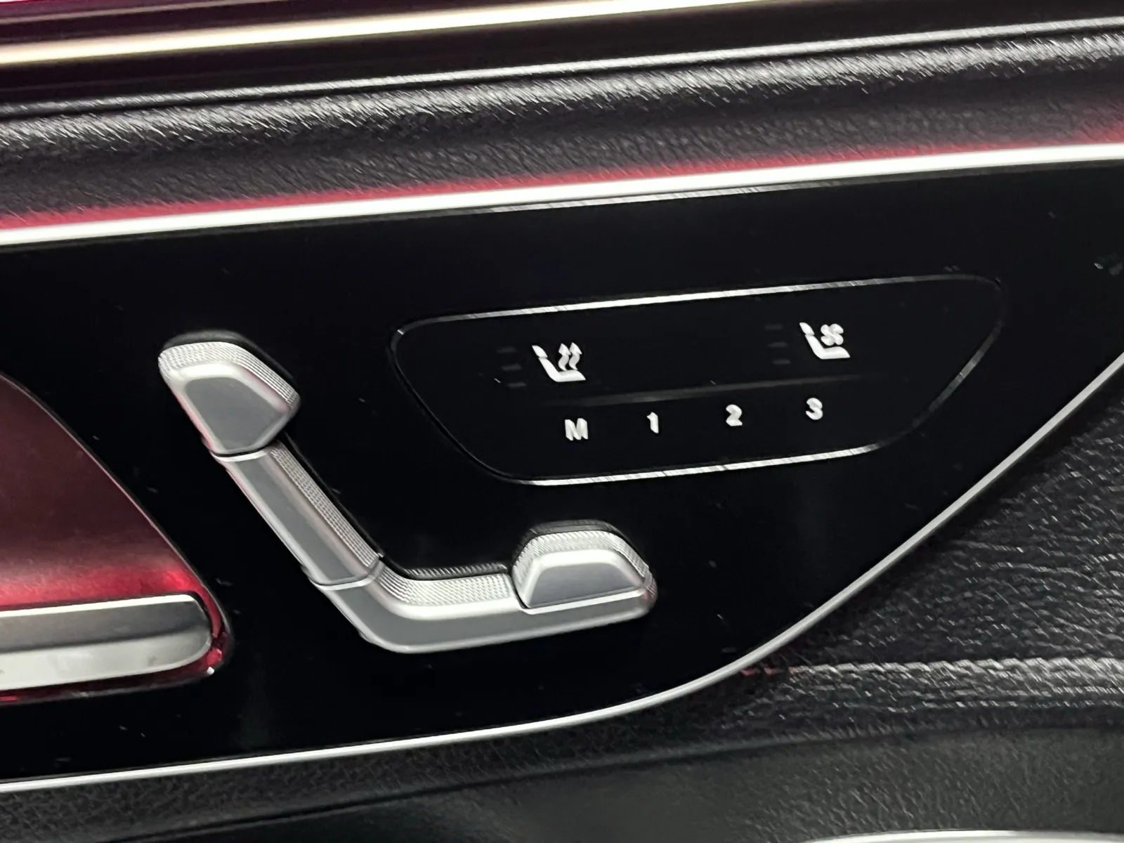 Mercedes-Benz EQE photo 25
