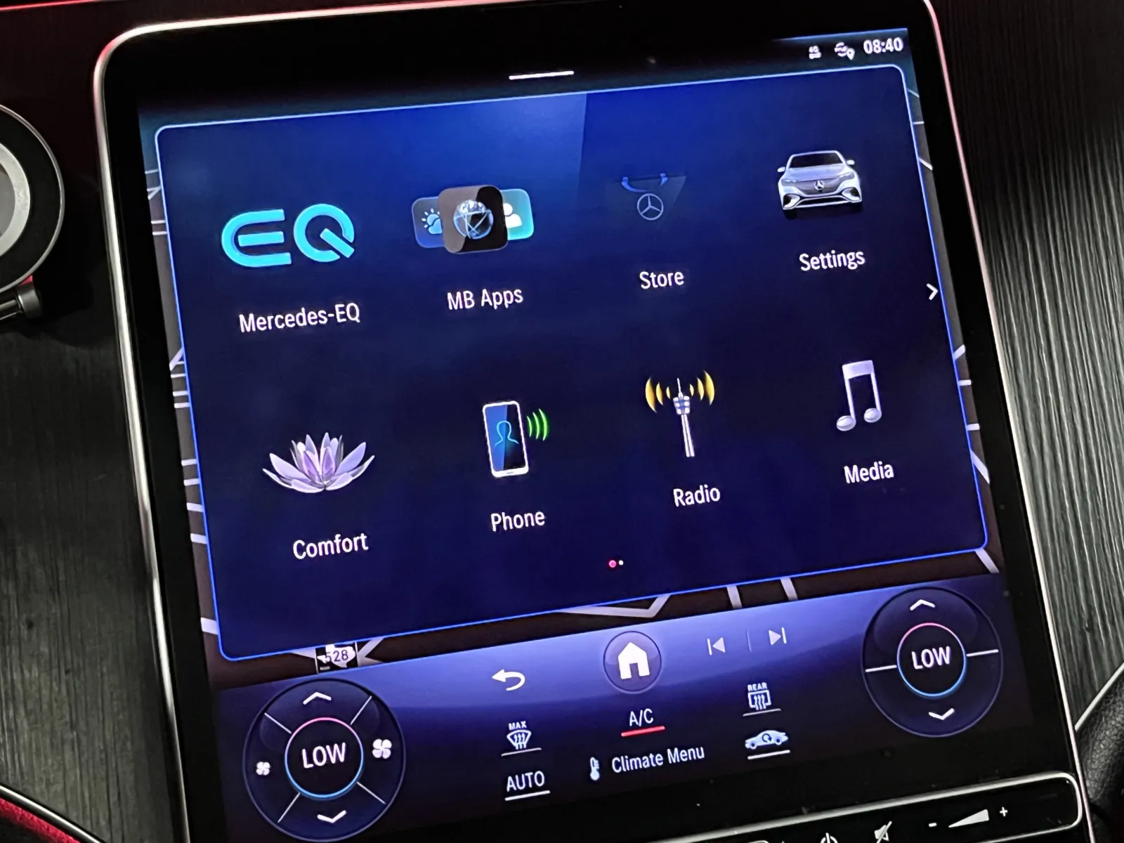 Mercedes-Benz EQE photo 6