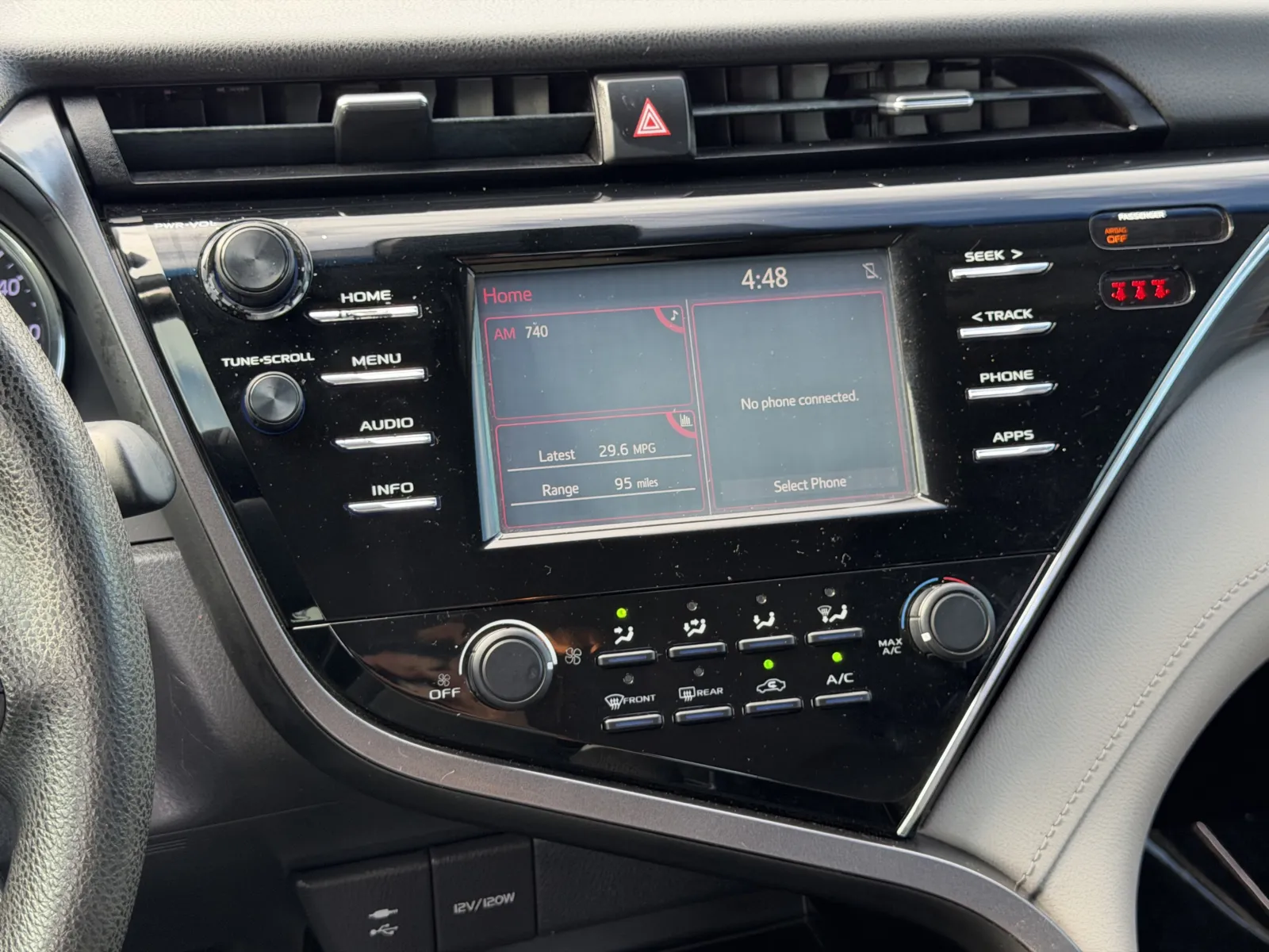 Toyota Camry photo 22