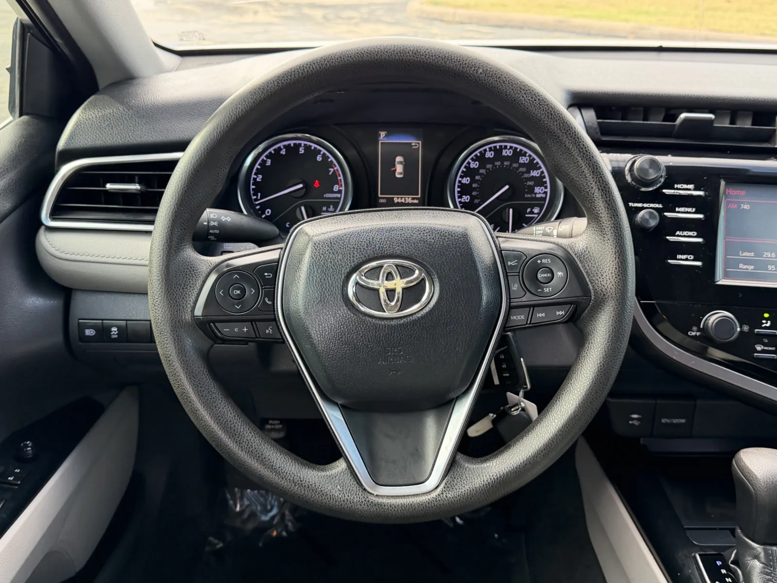 Toyota Camry photo 6