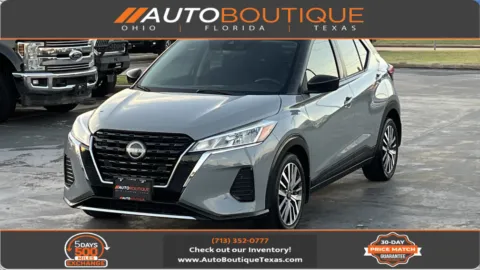 Black 2023 Nissan Kicks SV for sale in Alvin, TX