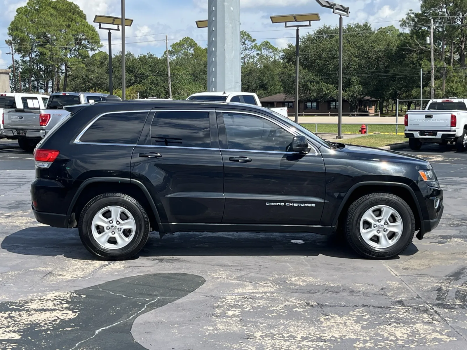 Jeep Grand Cherokee photo 8