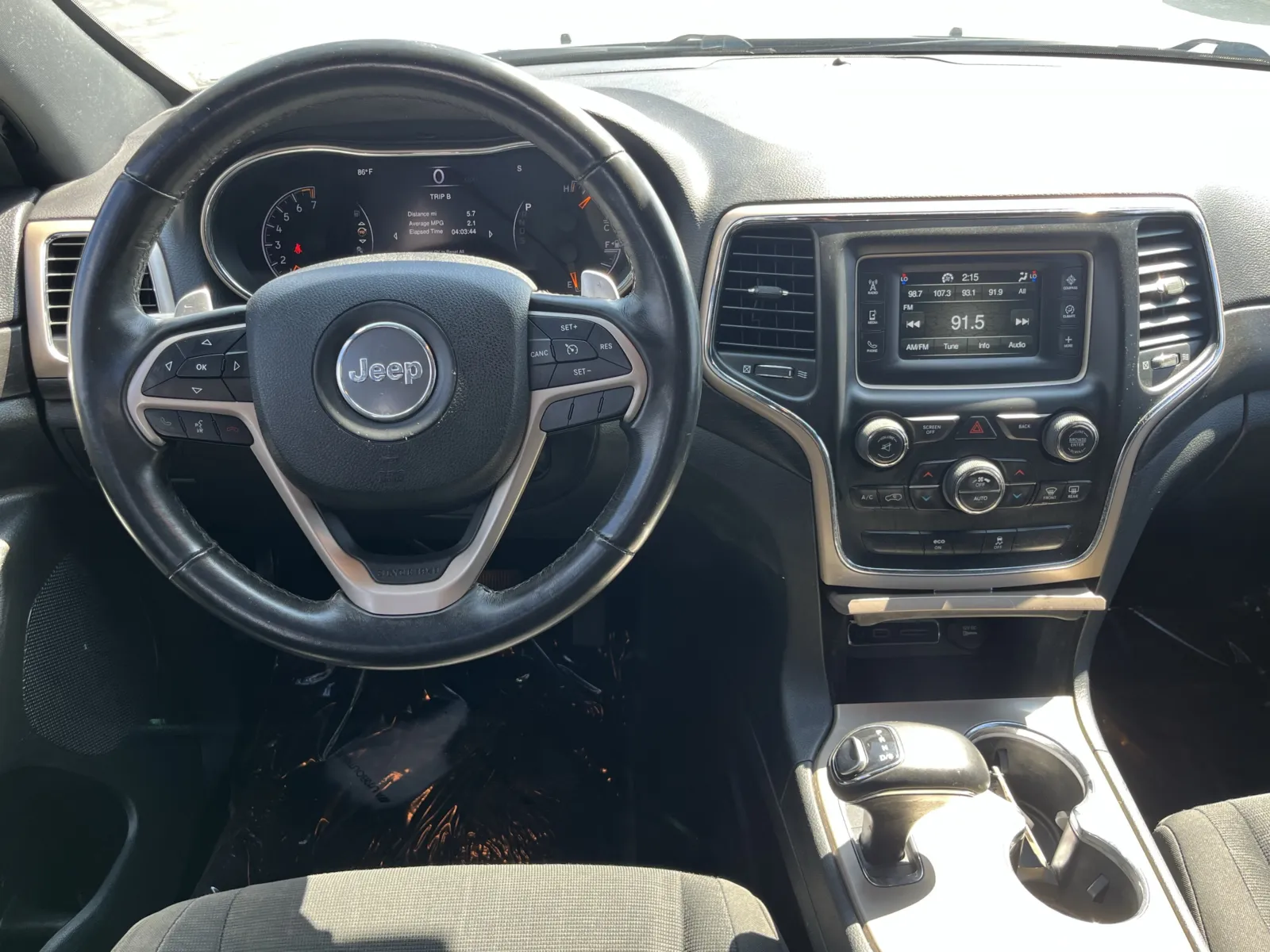 Jeep Grand Cherokee photo 14