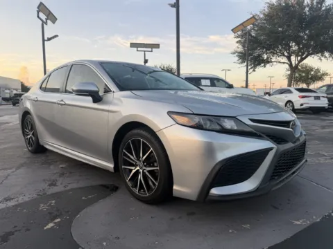 More photos of 2023 Toyota Camry SE at Auto Boutique Texas, TX
