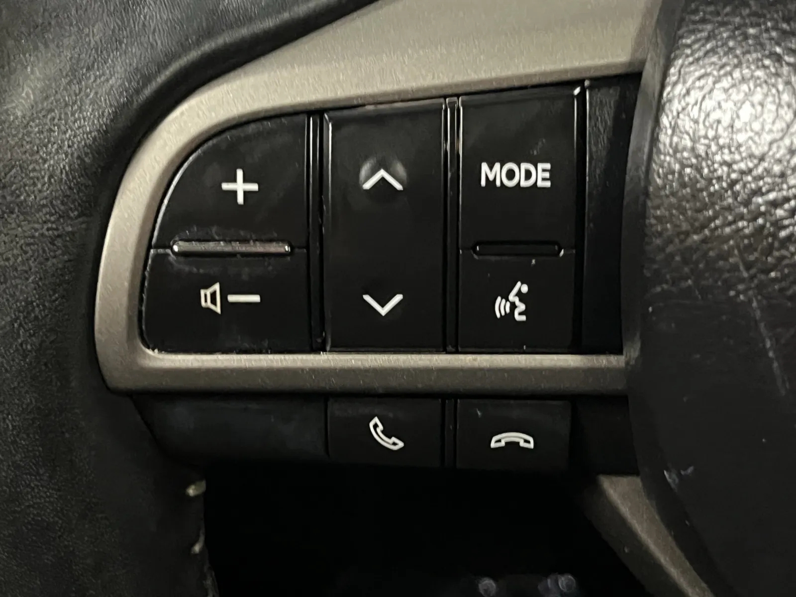 Lexus RX photo 20