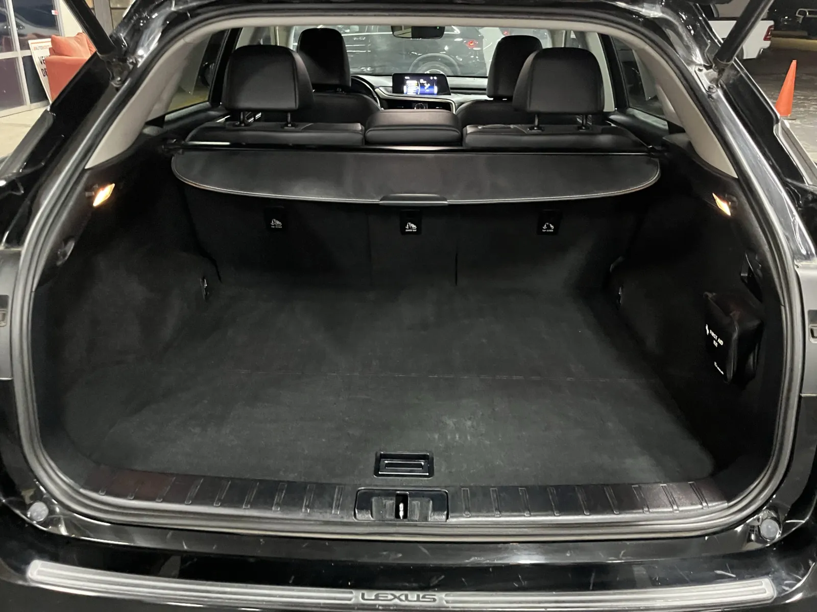 Lexus RX photo 13