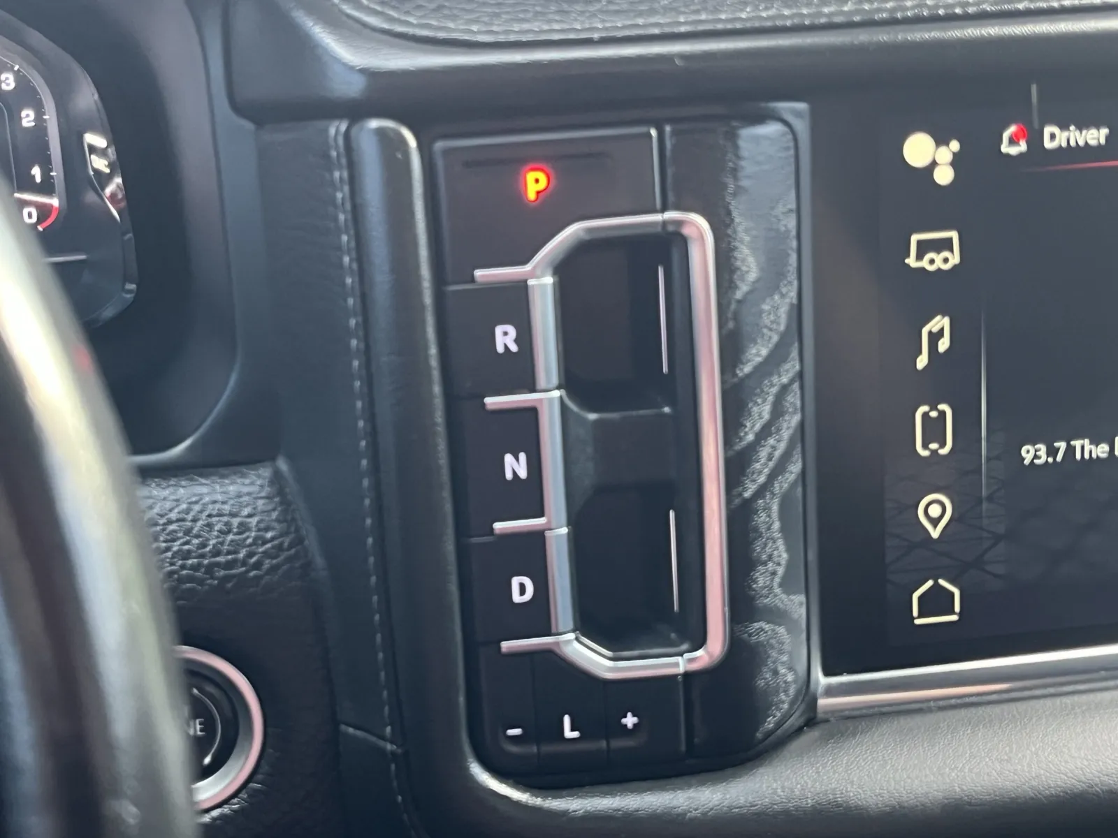 GMC Yukon XL photo 22