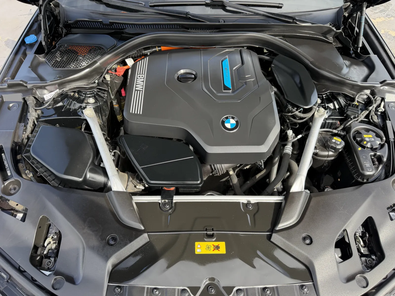 BMW 5 Series photo 20