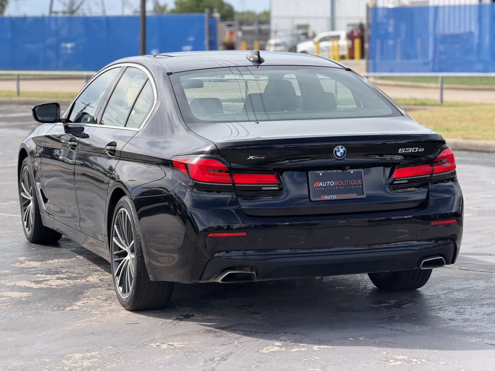 BMW 5 Series photo 17