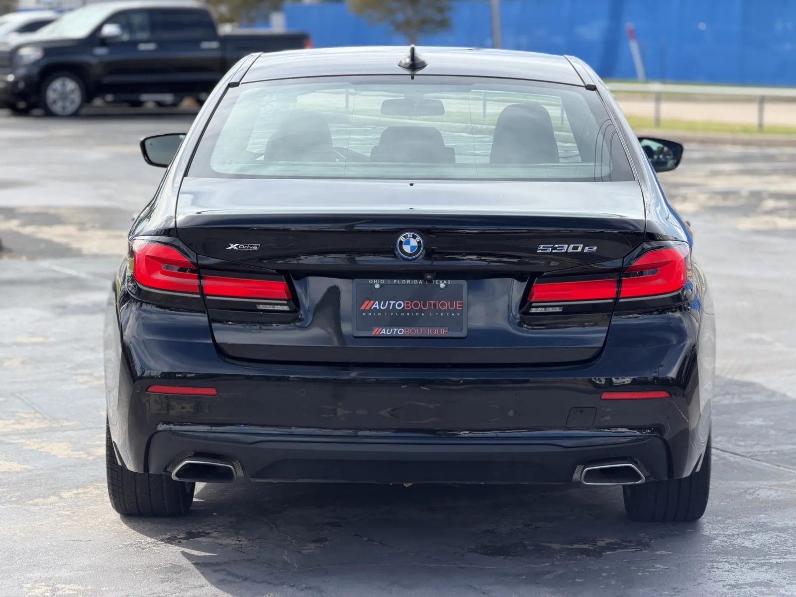 BMW 5 Series photo 16