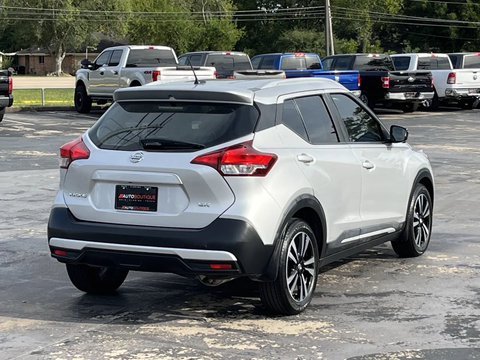 Nissan Kicks photo 8