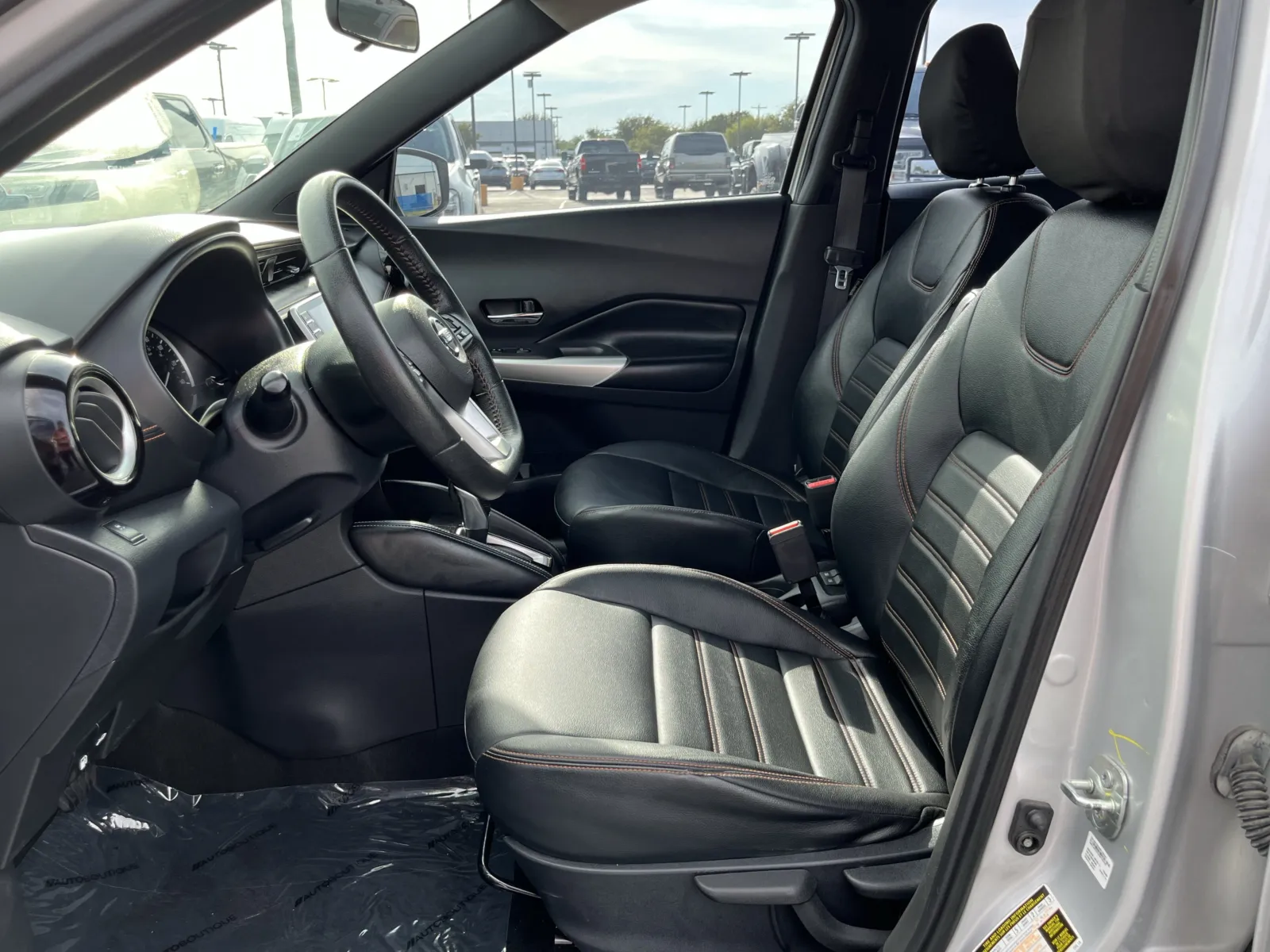 Nissan Kicks photo 24