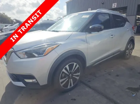 Silver 2019 Nissan Kicks SR for sale in Alvin, TX
