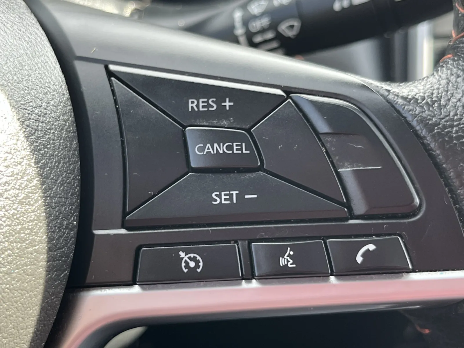 Nissan Kicks photo 18