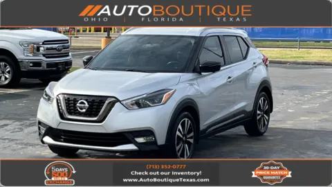 Silver 2019 Nissan Kicks SR for sale in Alvin, TX