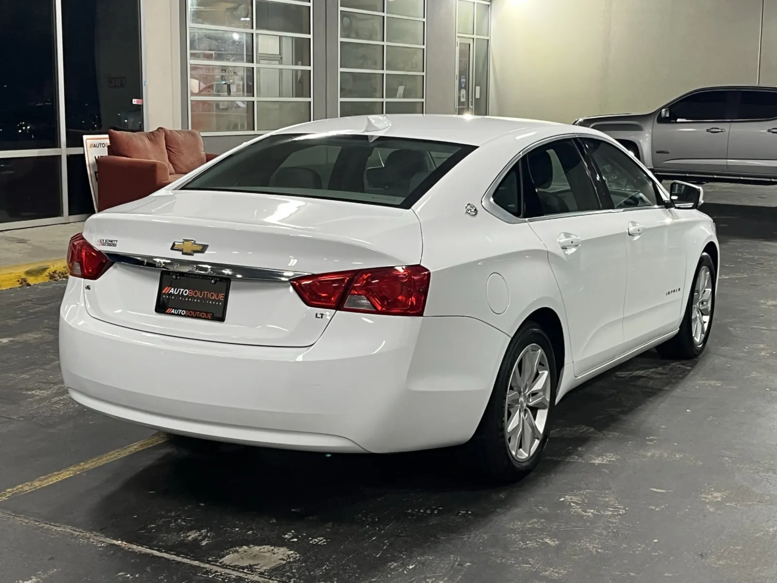 Chevrolet Impala photo 8
