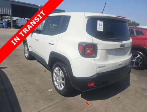 More photos of 2023 Jeep Renegade Latitude at Auto Boutique Texas, TX