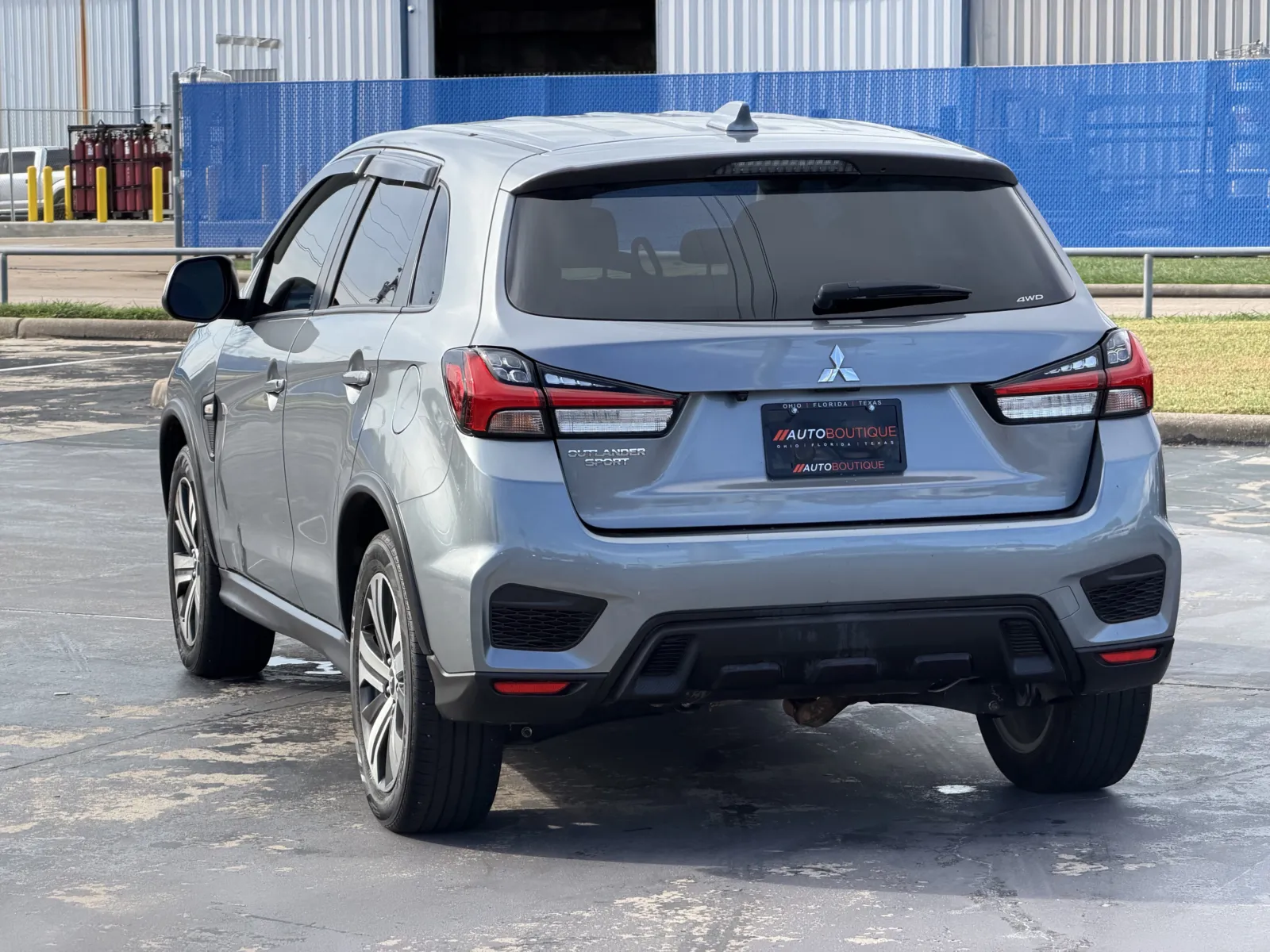 Mitsubishi Outlander Sport photo 7