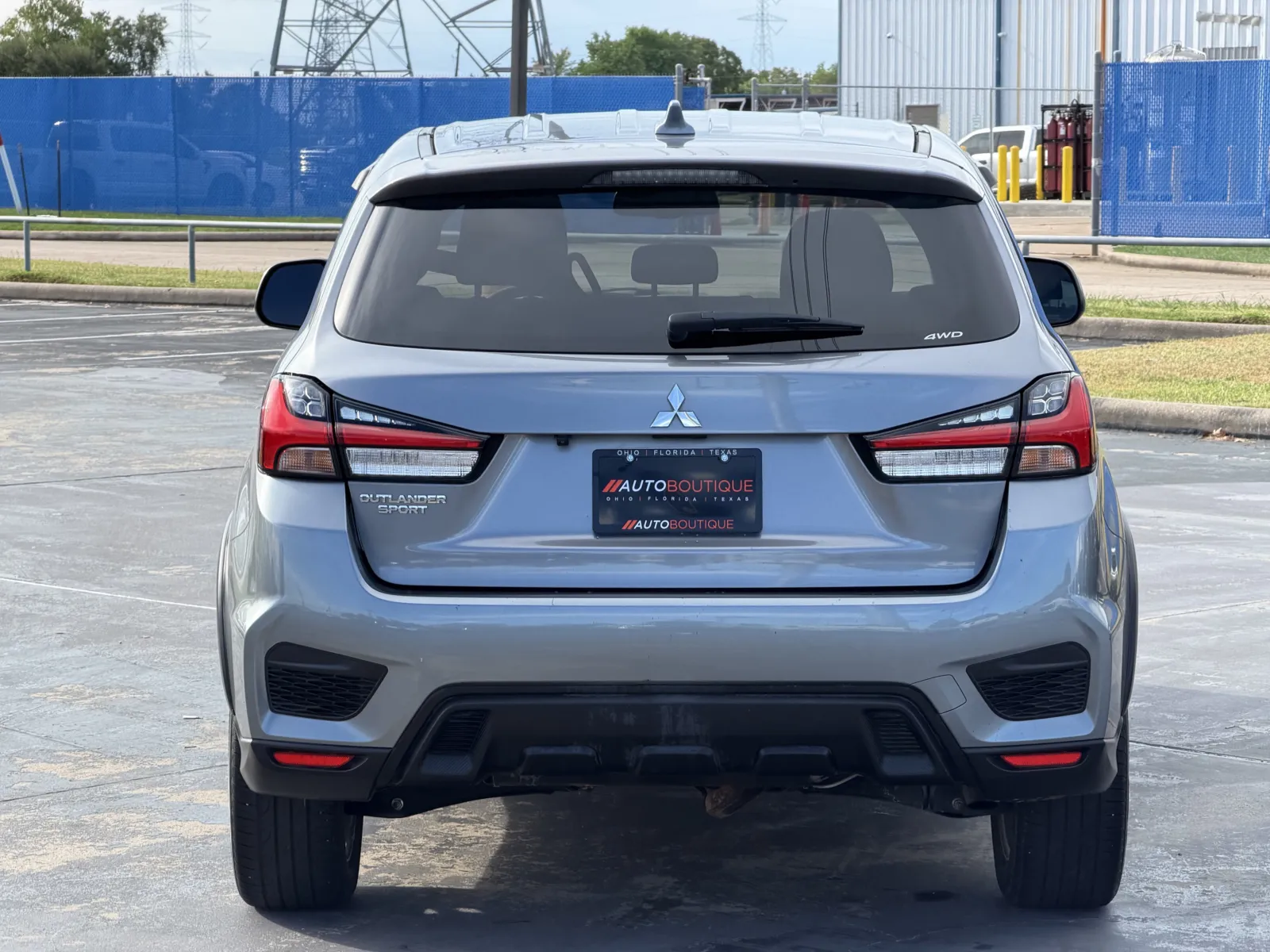 Mitsubishi Outlander Sport photo 6