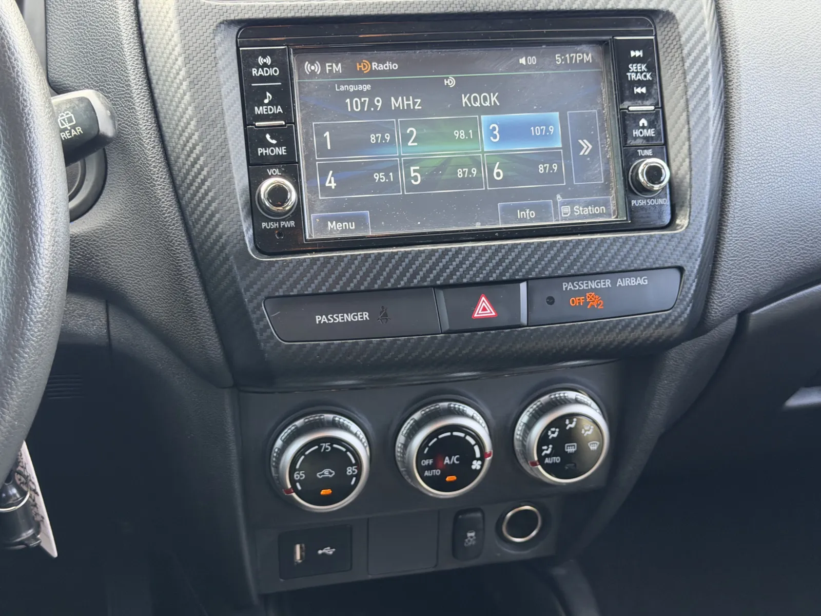 Mitsubishi Outlander Sport photo 17