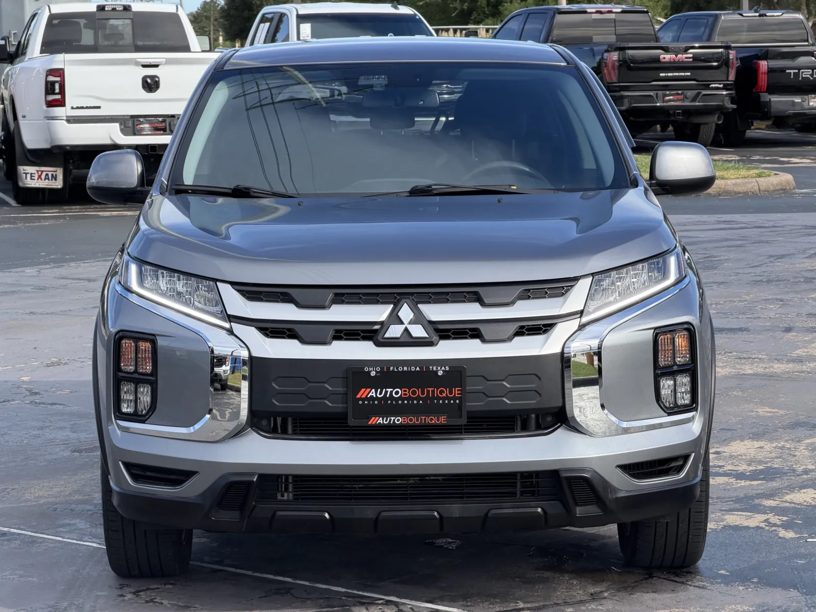 Mitsubishi Outlander Sport photo 5