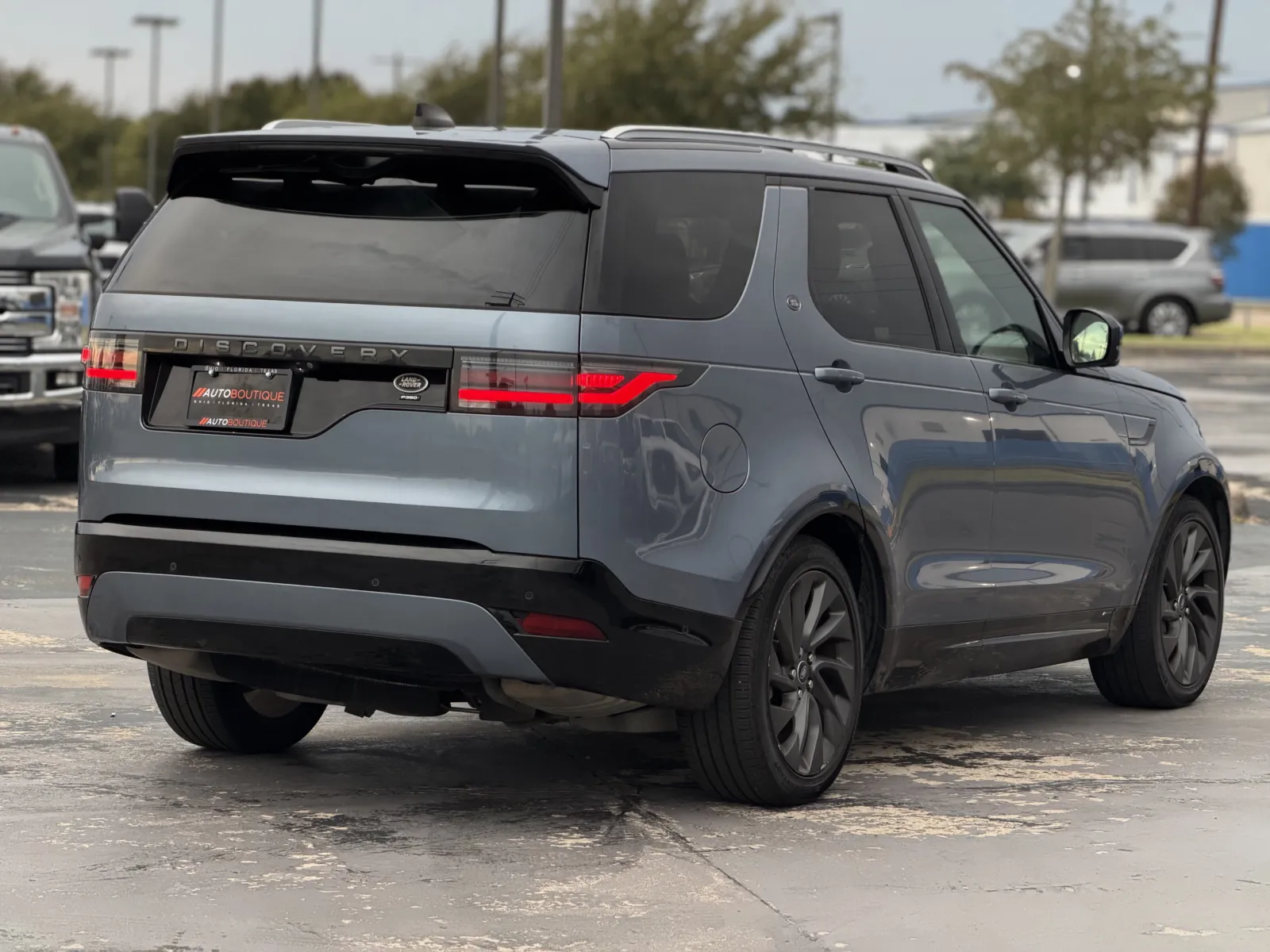 Land Rover Discovery photo 14
