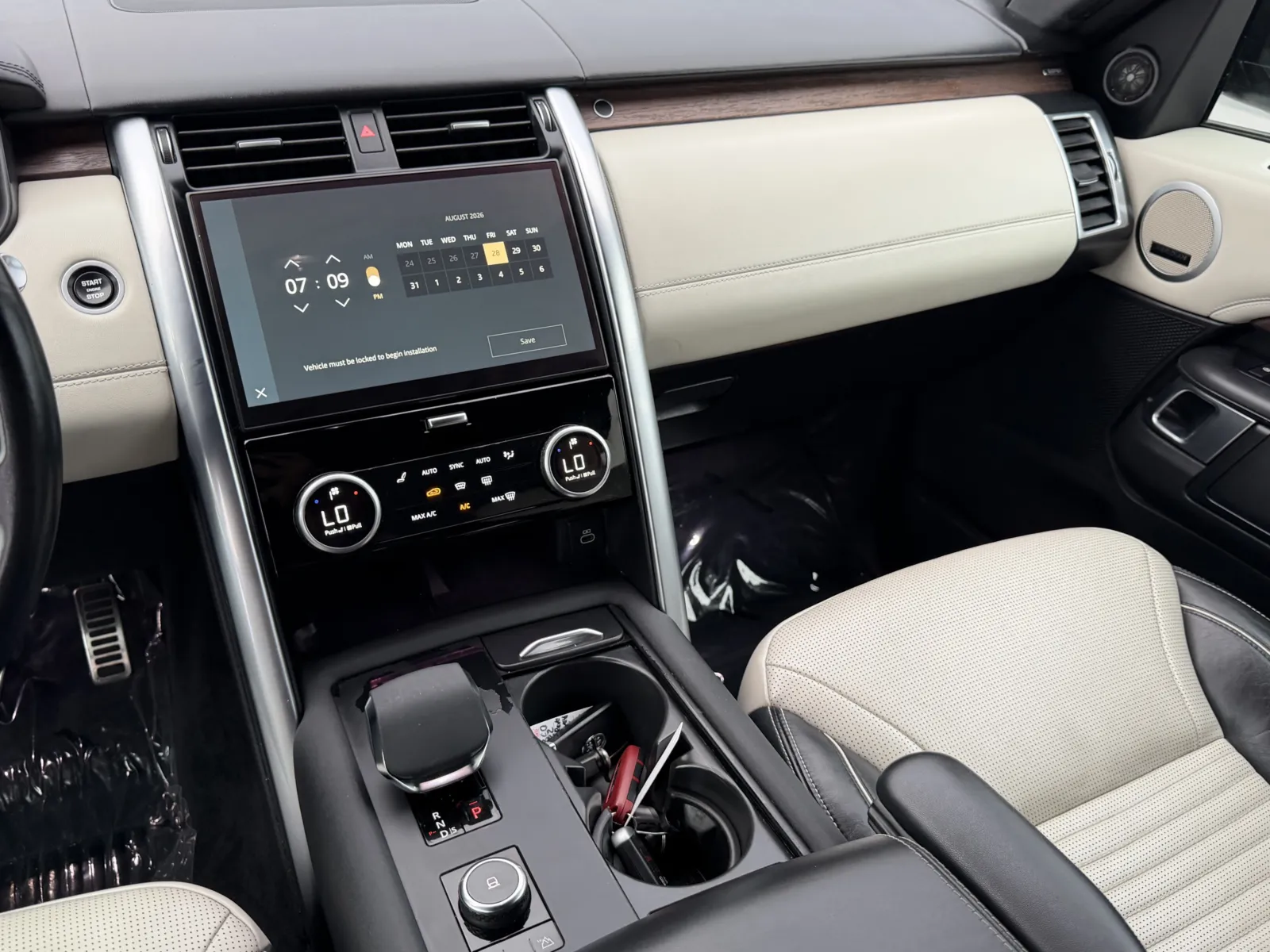 Land Rover Discovery photo 23