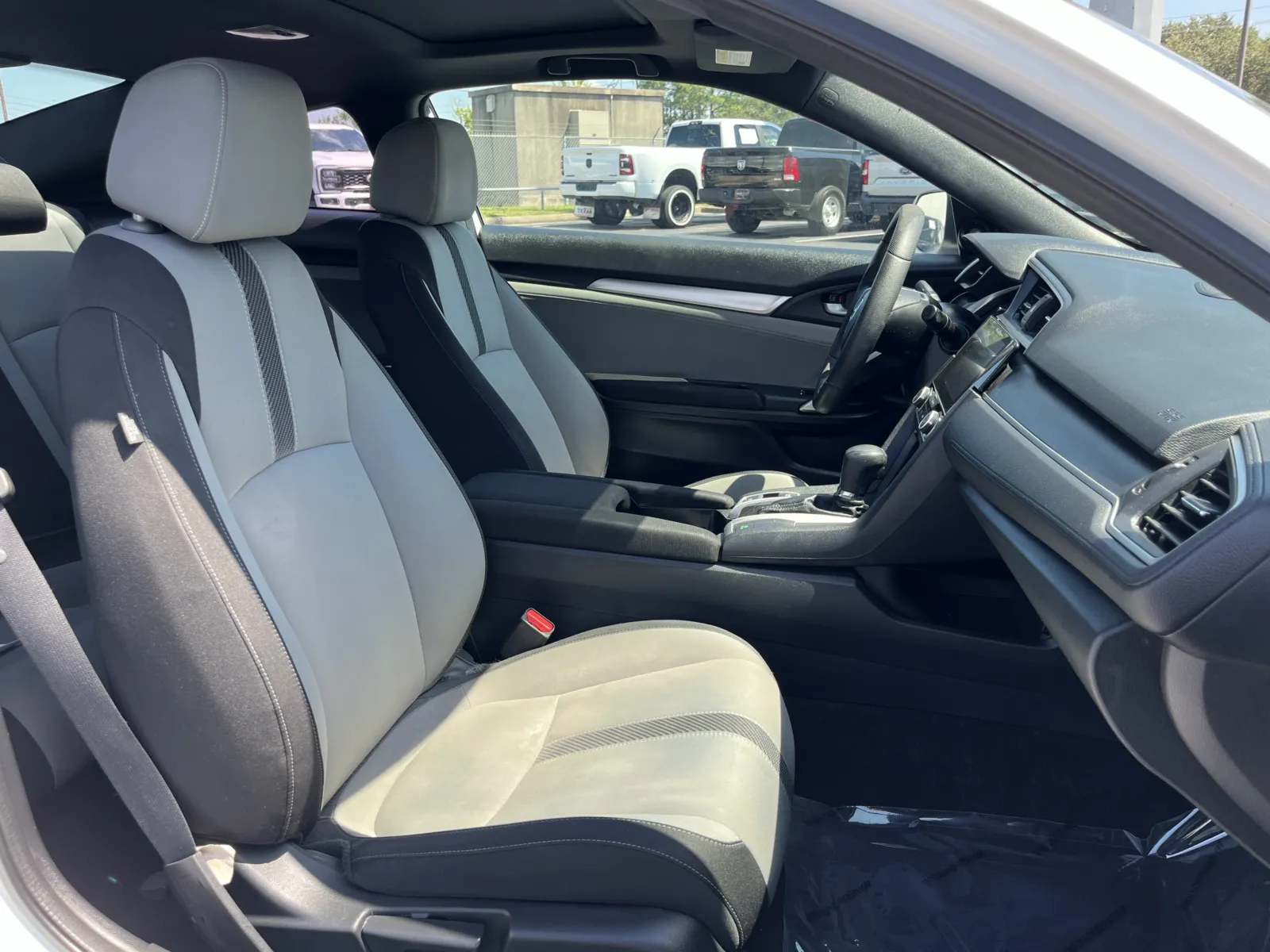 Honda Civic photo 26