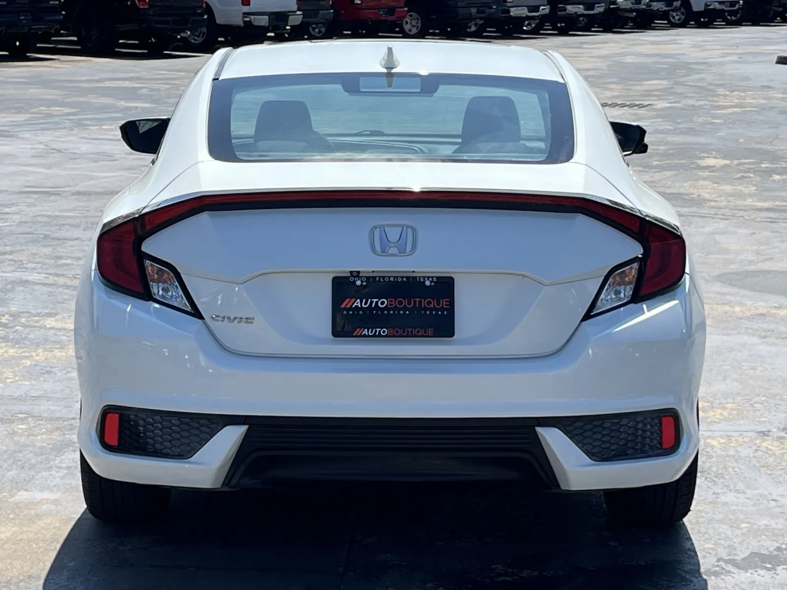 Honda Civic photo 8