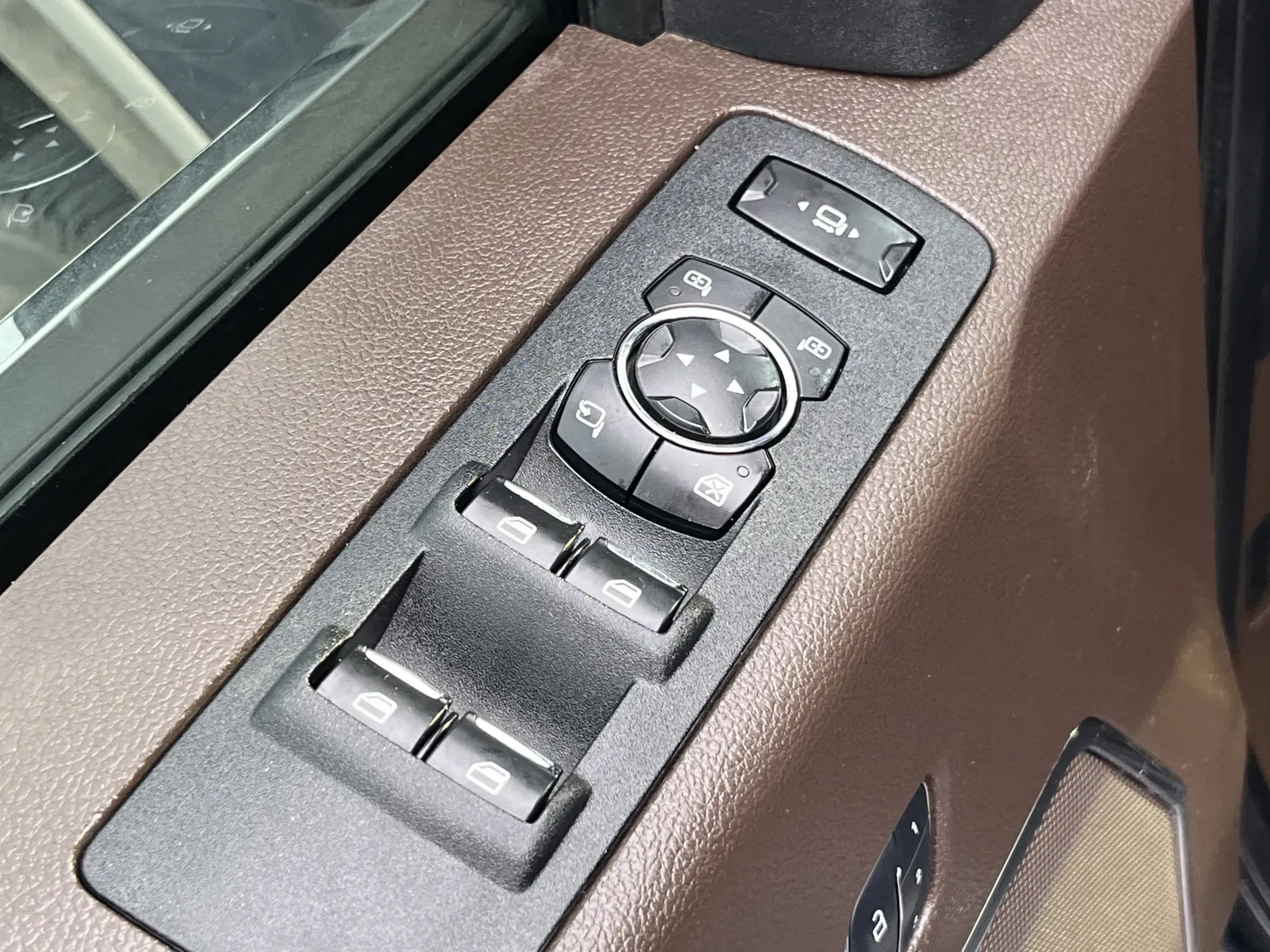 Ford F-250 photo 21