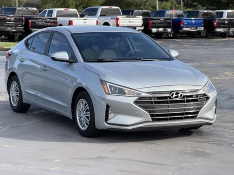 Photos of 2020 Hyundai Elantra SE for sale in Alvin, TX at Auto Boutique Texas