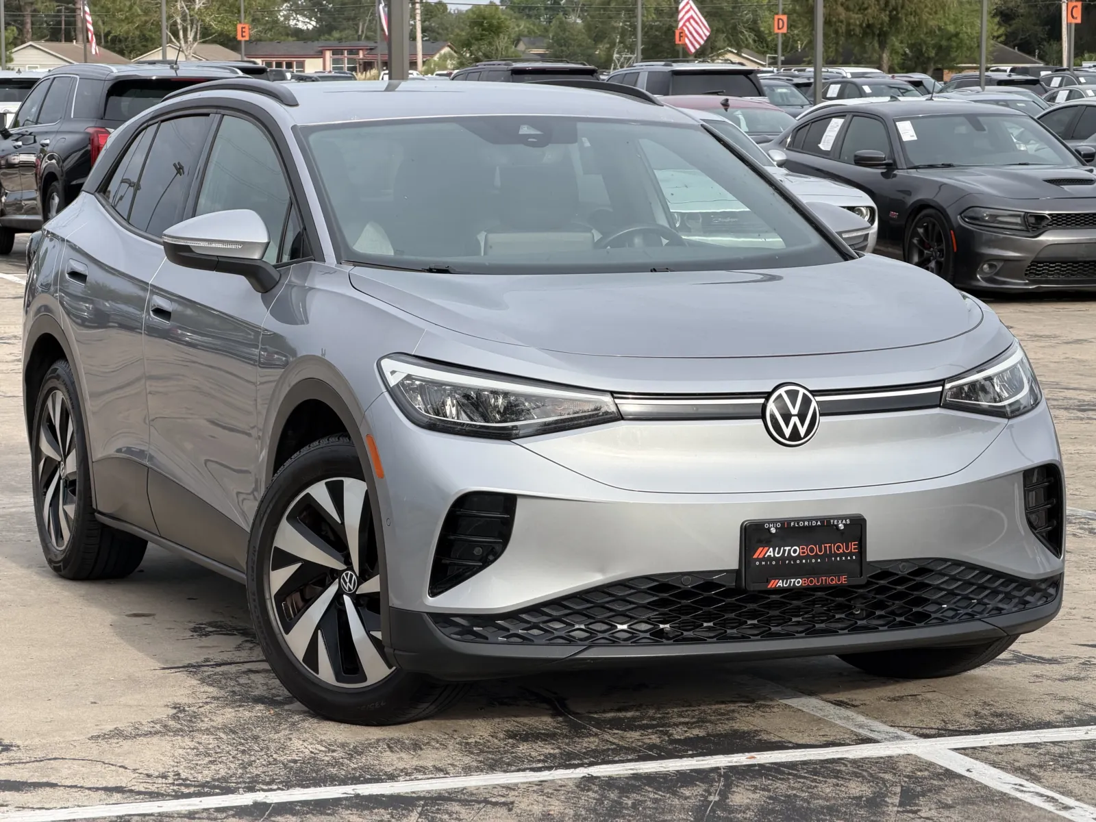 Volkswagen ID.4 photo 2