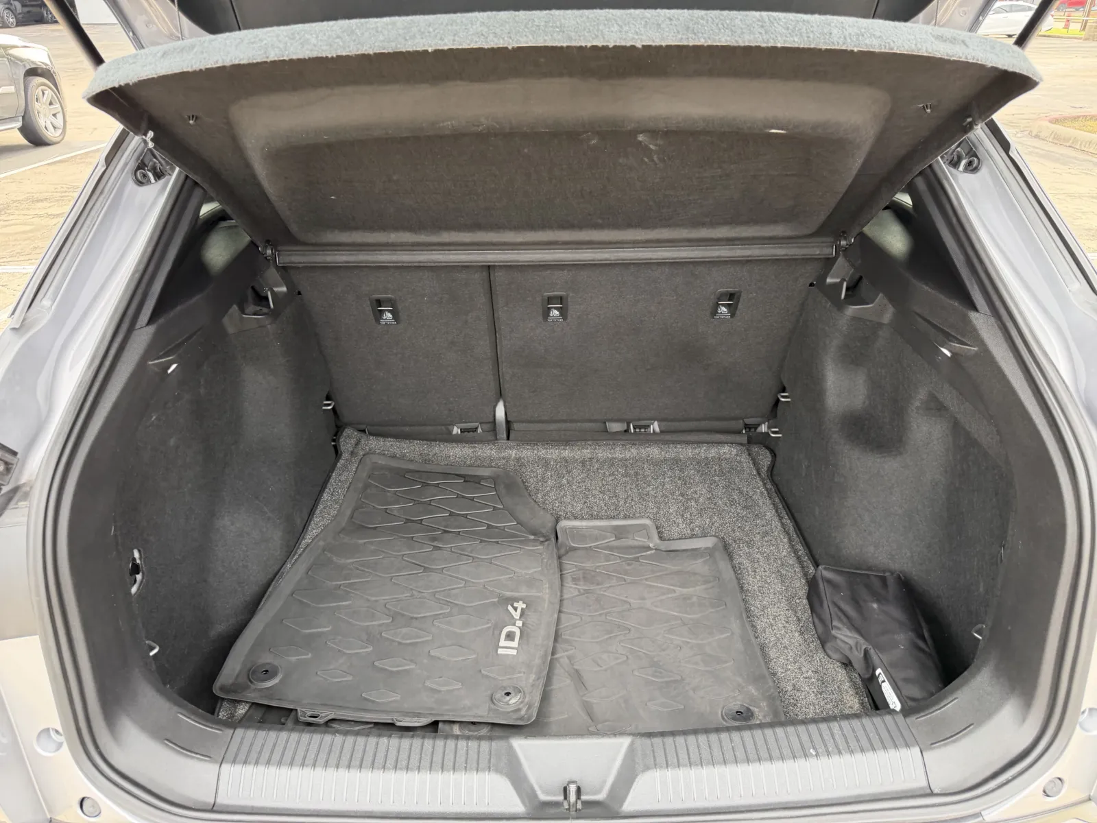 Volkswagen ID.4 photo 26