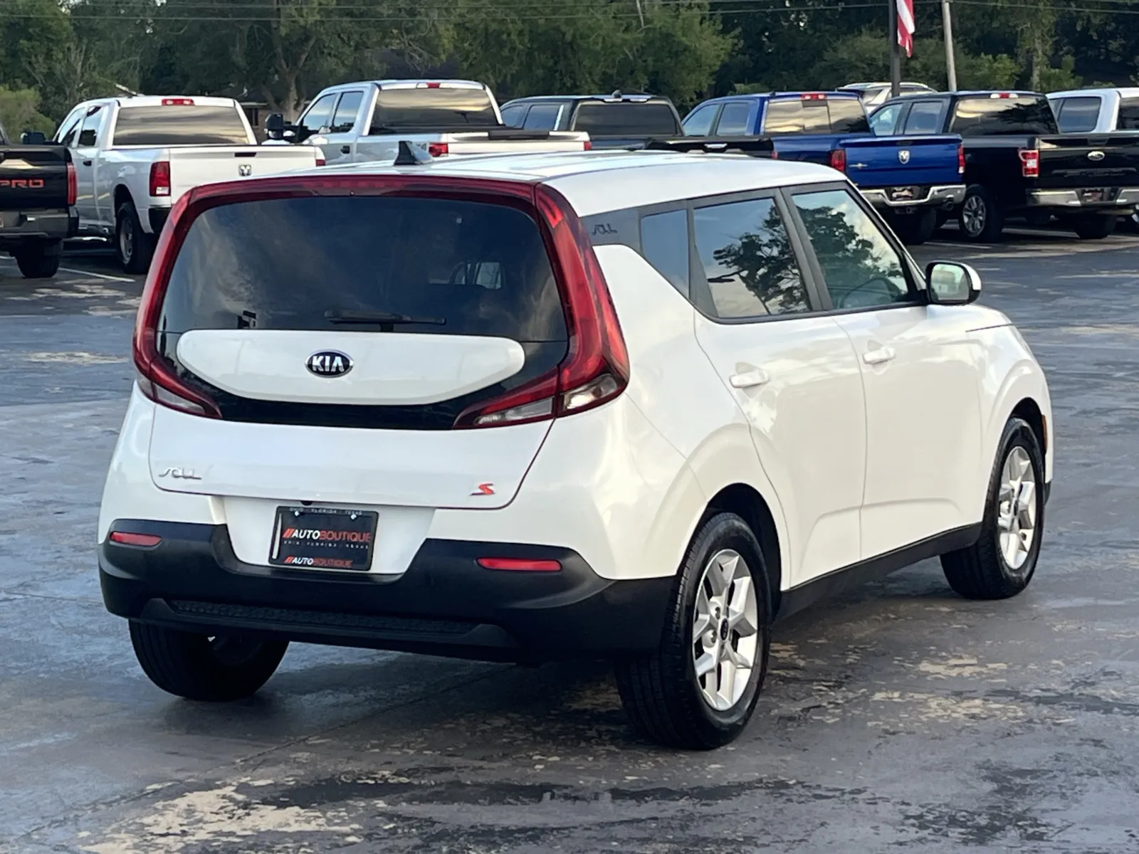 Kia Soul photo 8