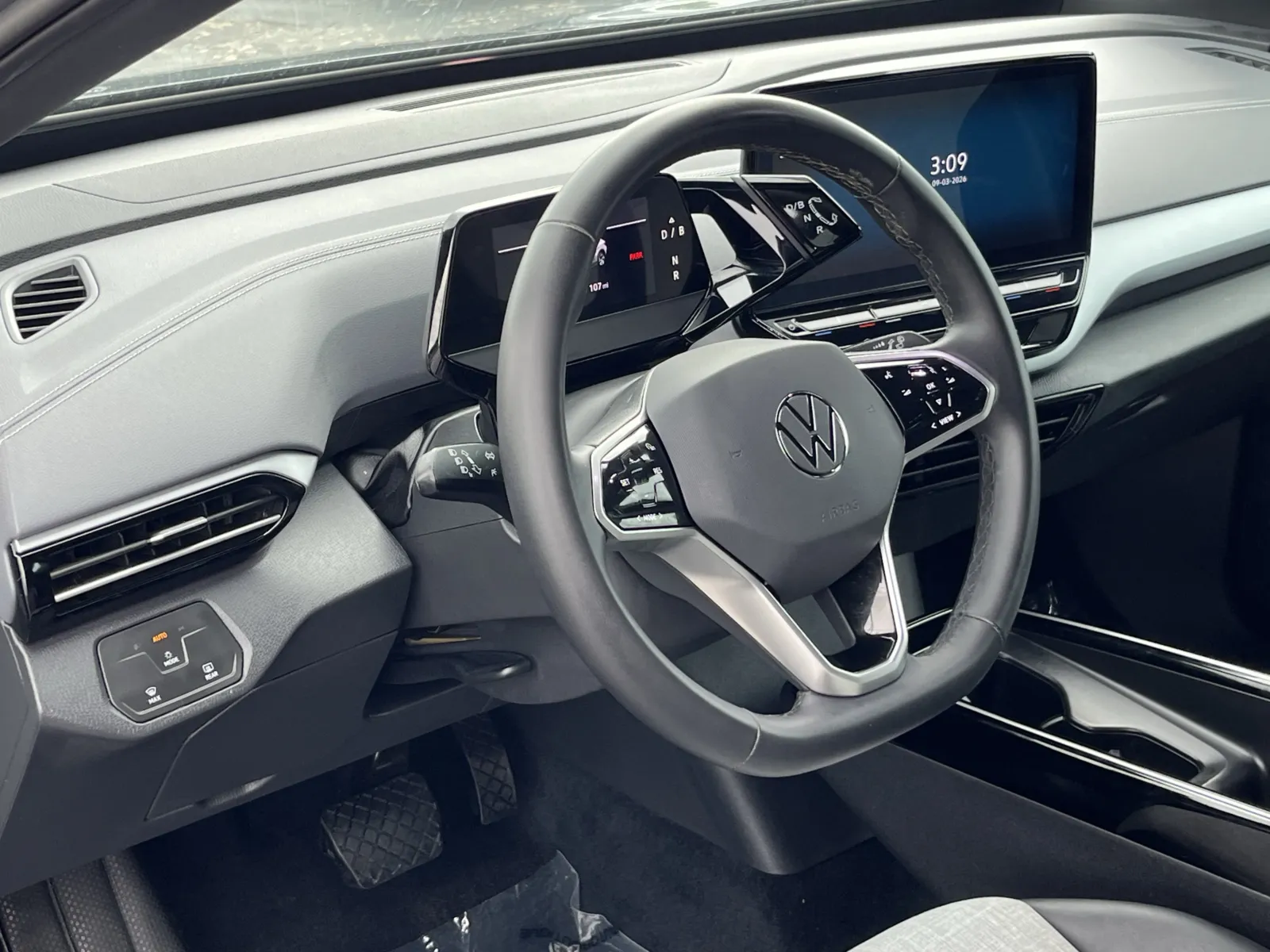 Volkswagen ID.4 photo 15
