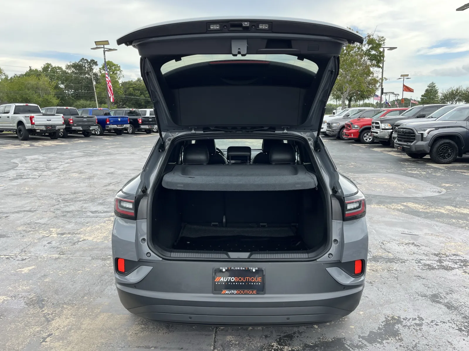 Volkswagen ID.4 photo 12