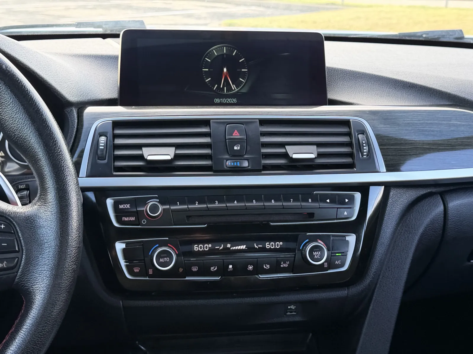 BMW 3 Series photo 21