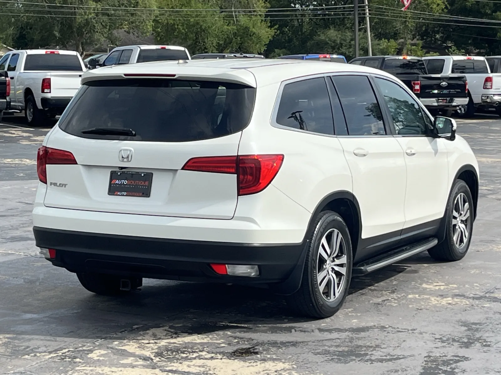 Honda Pilot photo 11
