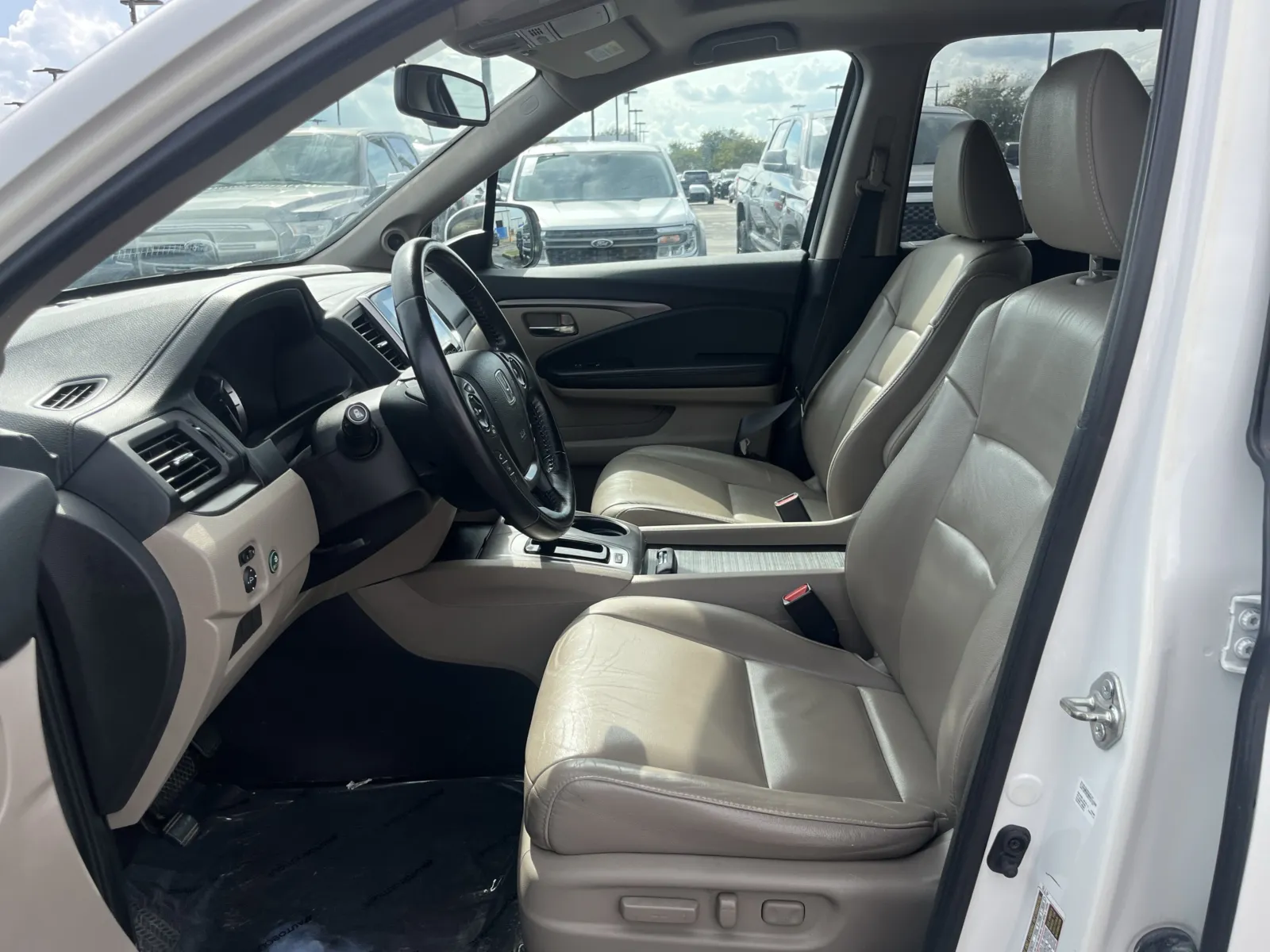 Honda Pilot photo 26