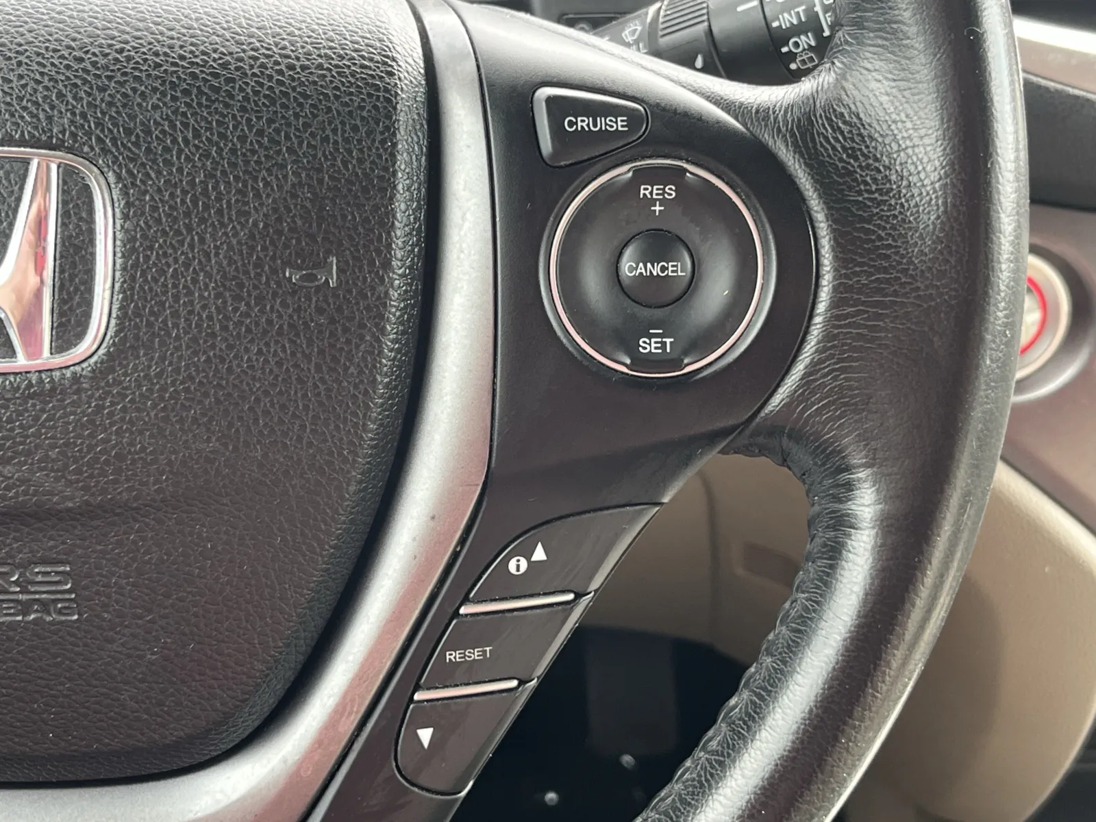 Honda Pilot photo 18