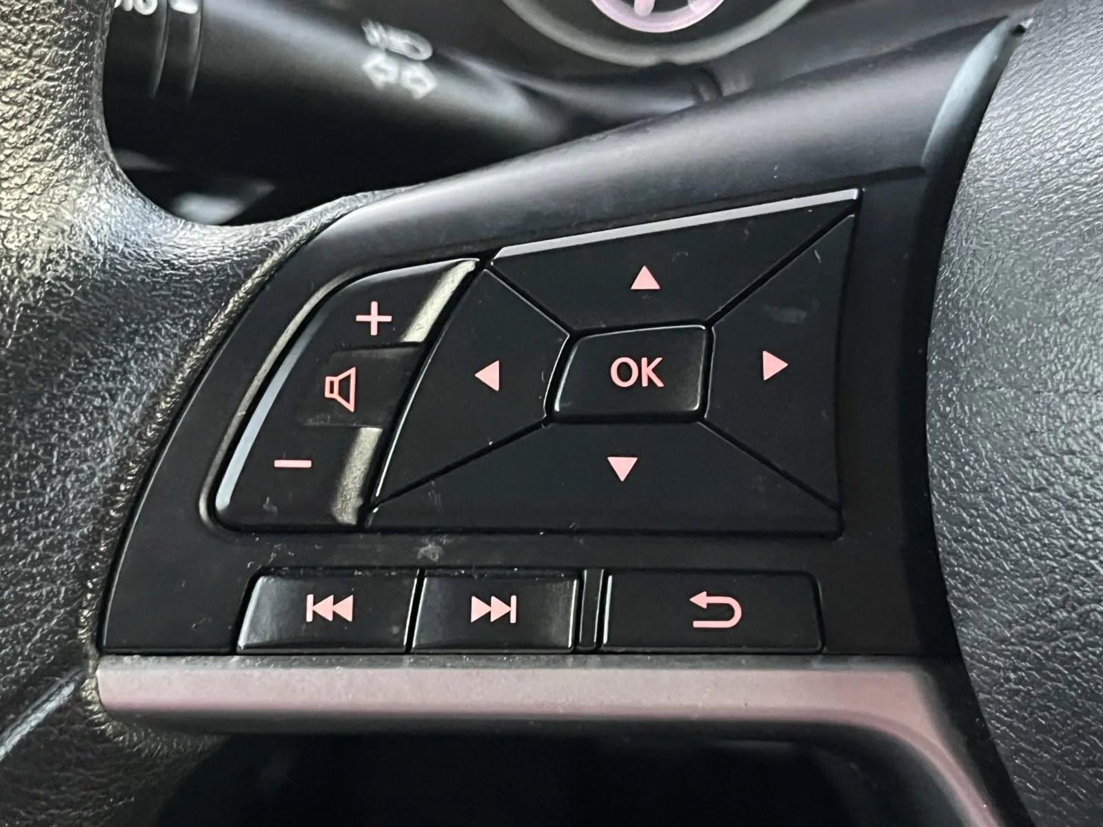 Nissan Sentra photo 18