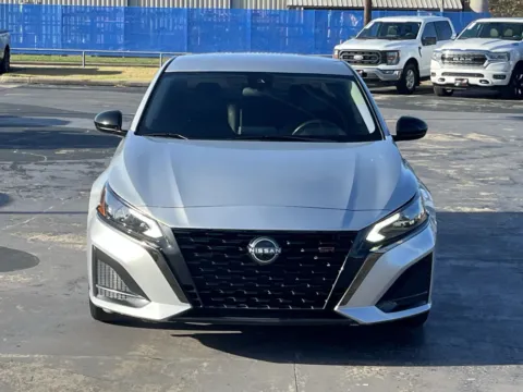 More photos of 2024 Nissan Altima 2.5 SR at Auto Boutique Texas, TX
