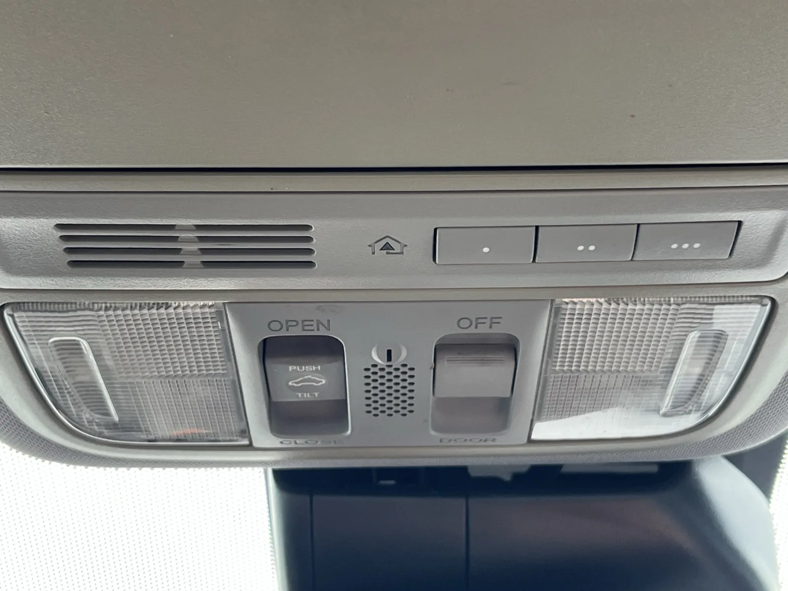 Honda Accord photo 20